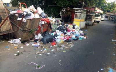 Bau Busuk Swastanisasi Sampah DKI Jakarta